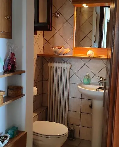 Athina's Uphill * Zagora